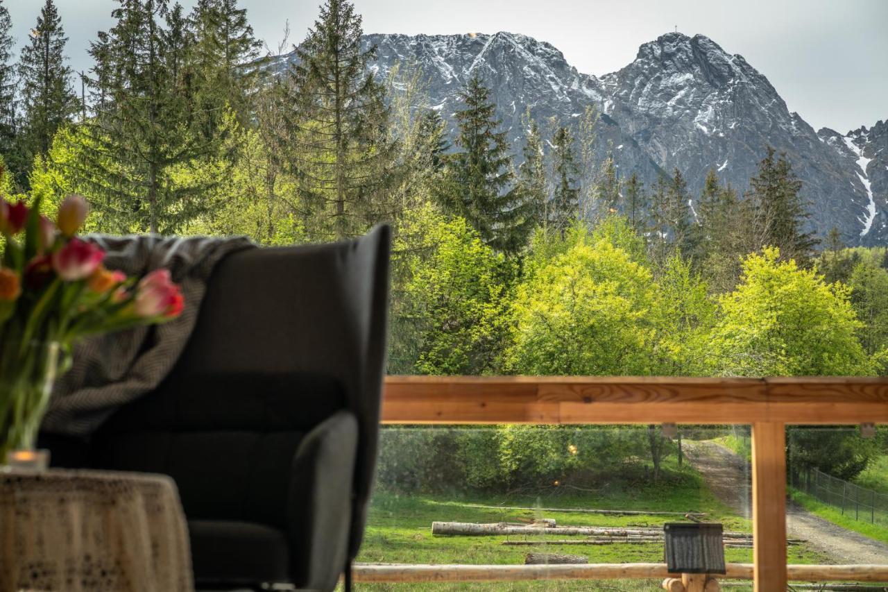 Bialy Mis Apartamenty Art & Design Zakopane Buitenkant foto